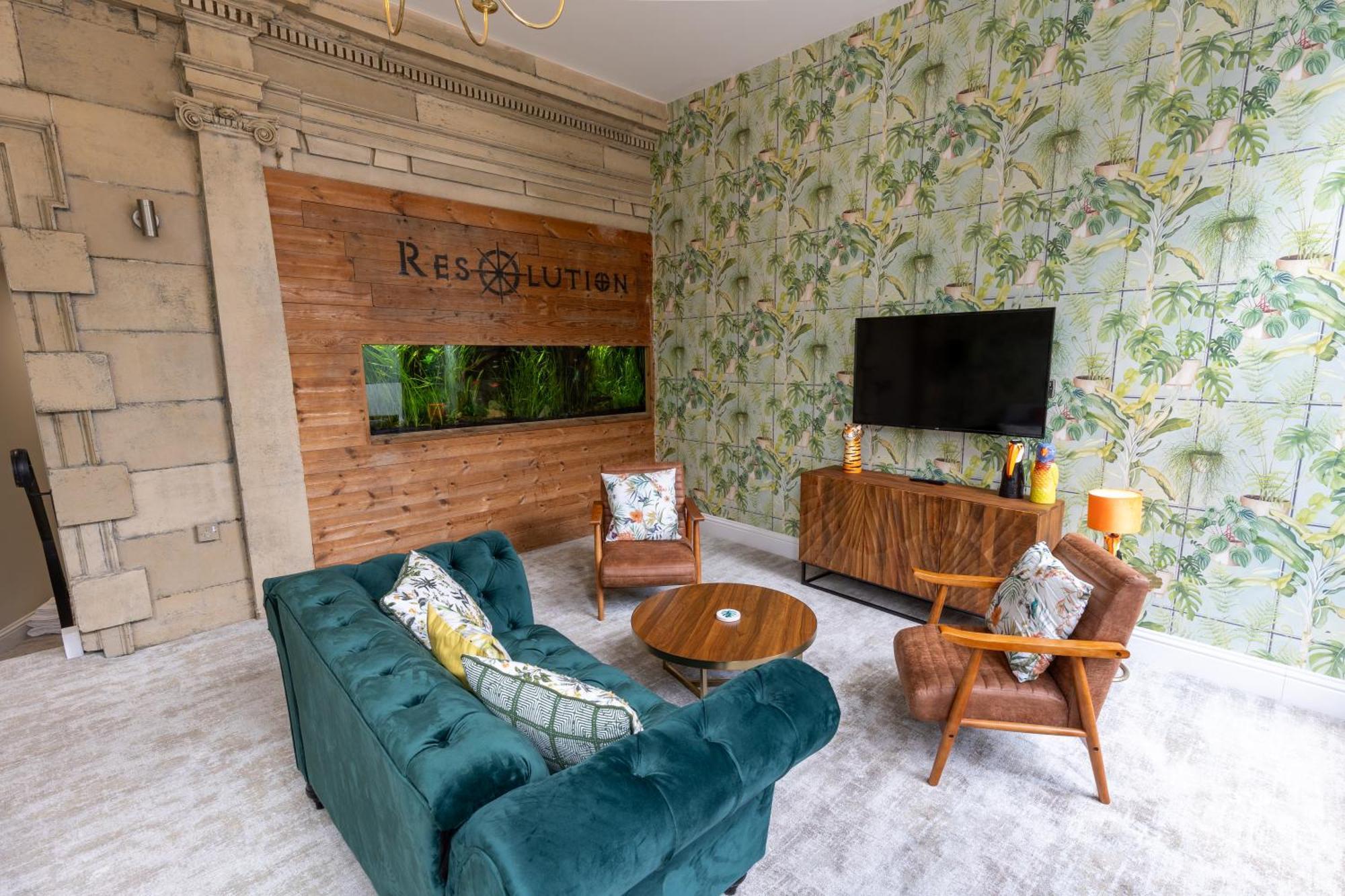 The Resolution Hotel วิทบี ภายนอก รูปภาพ